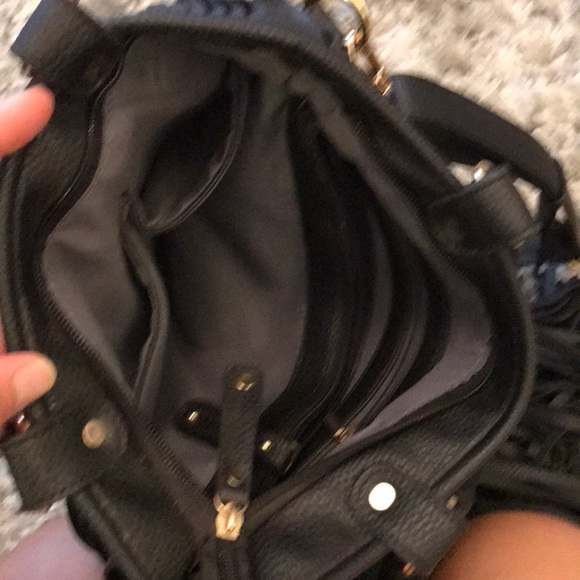 Boho Style Fringe Purse - Picture 3 of 4